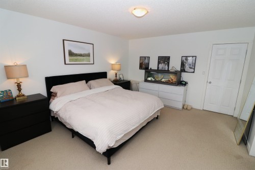 75 120 Magrath Road, Edmonton, AB - Indoor Photo Showing Bedroom