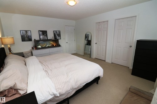 75 120 Magrath Road, Edmonton, AB - Indoor Photo Showing Bedroom