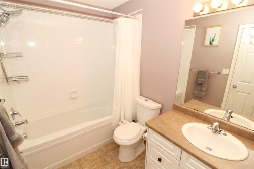 75 120 Magrath Road, Edmonton, AB - Indoor Photo Showing Bathroom