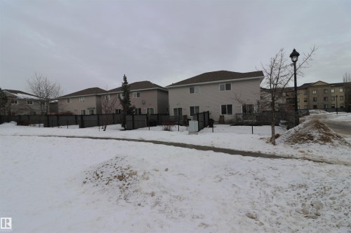 75 120 Magrath Road, Edmonton, AB - Outdoor