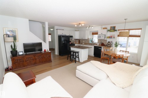 75 120 Magrath Road, Edmonton, AB - Indoor