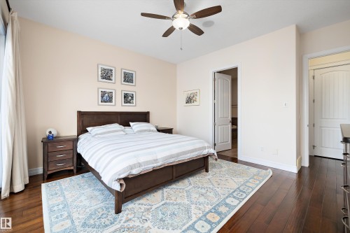 1190 Adamson Drive, Edmonton, AB - Indoor Photo Showing Bedroom