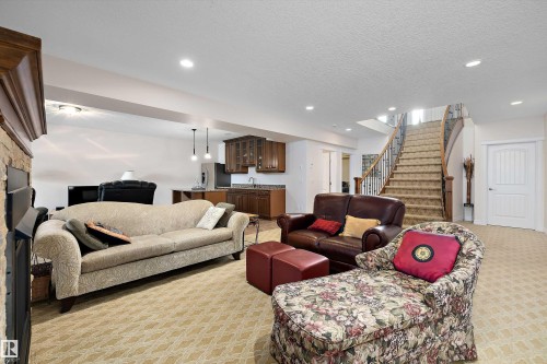 1190 Adamson Drive, Edmonton, AB - Indoor Photo Showing Living Room