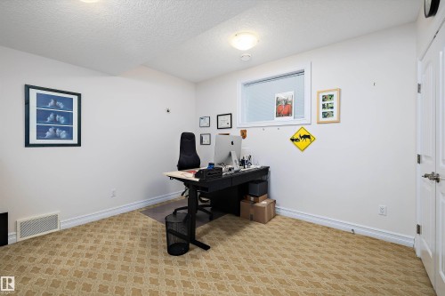 1190 Adamson Drive, Edmonton, AB - Indoor