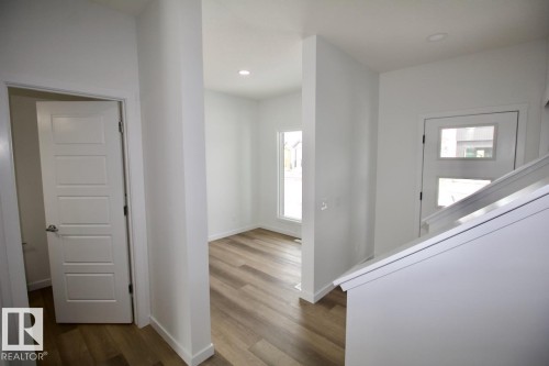 3104 Challand Lane, Edmonton, AB - Indoor Photo Showing Other Room