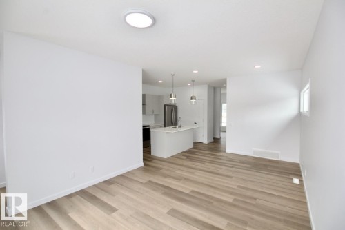 3104 Challand Lane, Edmonton, AB - Indoor Photo Showing Other Room