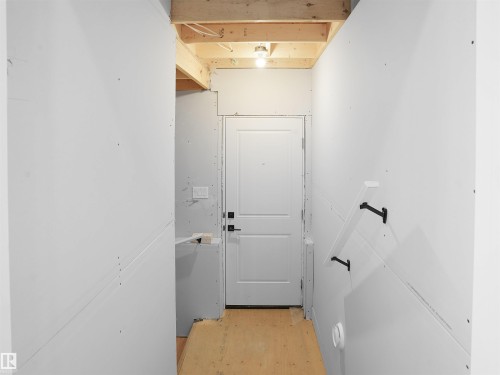 3307 Chernowski Way Sw, Edmonton, AB - Indoor Photo Showing Other Room