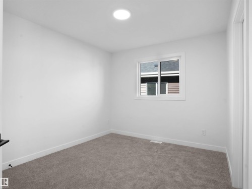 3307 Chernowski Way Sw, Edmonton, AB - Indoor Photo Showing Other Room