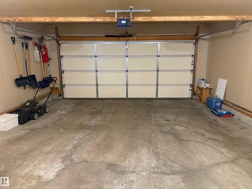 1157 Tory Road, Edmonton, AB - Indoor Photo Showing Garage