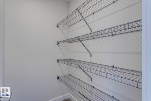19007 20 Avenue, Edmonton, AB - Indoor With Storage