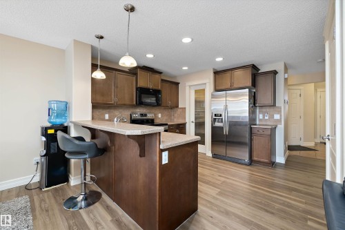 2407 Casselman Crescent, Edmonton, AB - Indoor Photo Showing Kitchen With Stainless Steel Kitchen With Upgraded Kitchen