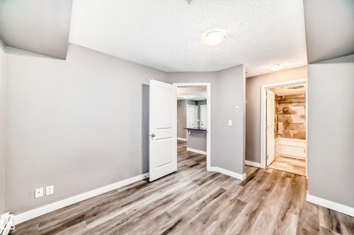 117 5816 Mullen Place, Edmonton, AB - Indoor Photo Showing Other Room
