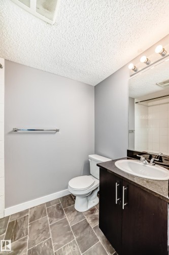 117 5816 Mullen Place, Edmonton, AB - Indoor Photo Showing Bathroom