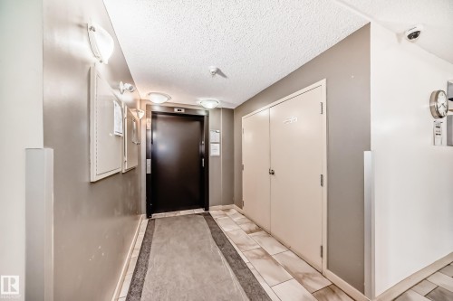 117 5816 Mullen Place, Edmonton, AB - Indoor