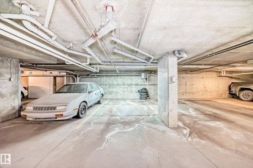 117 5816 Mullen Place, Edmonton, AB - Indoor Photo Showing Garage