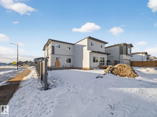 1081 Berg Place, Leduc, AB - Outdoor