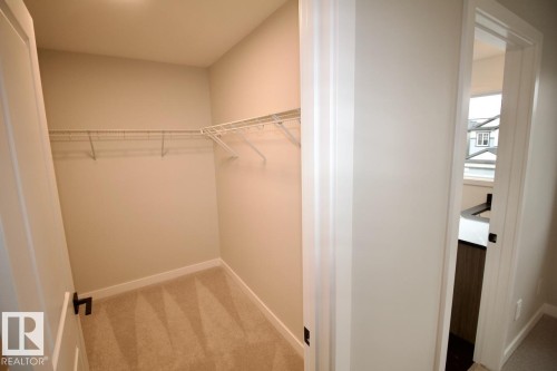 Upper 6414 27 Avenue, Edmonton, AB - Indoor With Storage