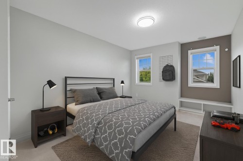 976 Hollingsworth Bend, Edmonton, AB - Indoor Photo Showing Bedroom