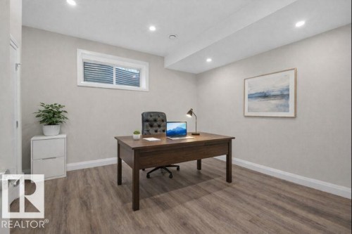 9015 92 Avenue, Edmonton, AB 