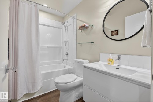 9015 92 Avenue, Edmonton, AB 