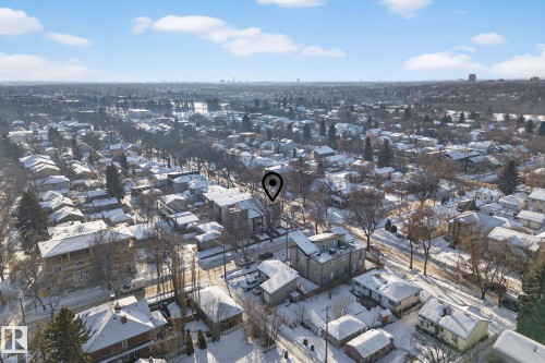 9015 92 Avenue, Edmonton, AB 