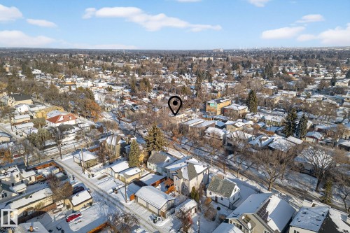 9015 92 Avenue, Edmonton, AB 