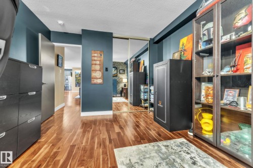 39 500 Lessard Drive, Edmonton, AB - Indoor Photo Showing Other Room