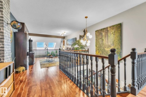 39 500 Lessard Drive, Edmonton, AB - Indoor Photo Showing Other Room