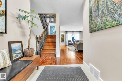 39 500 Lessard Drive, Edmonton, AB - Indoor Photo Showing Other Room