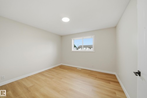 120 Premiere Crescent, Blackfalds, AB - Indoor Photo Showing Other Room