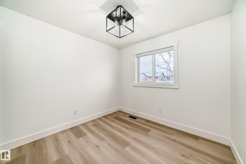 2123 32 Street, Edmonton, AB - Indoor Photo Showing Other Room