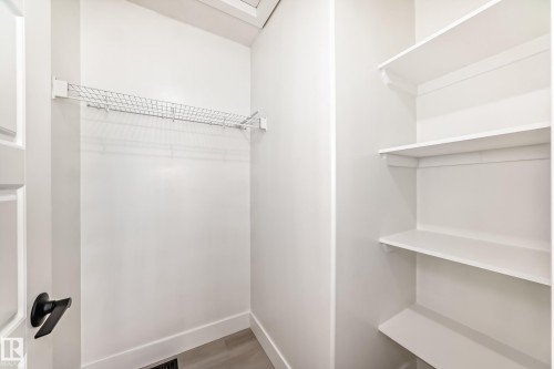 2123 32 Street, Edmonton, AB - Indoor With Storage