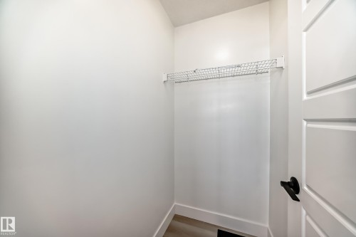 2123 32 Street, Edmonton, AB - Indoor With Storage