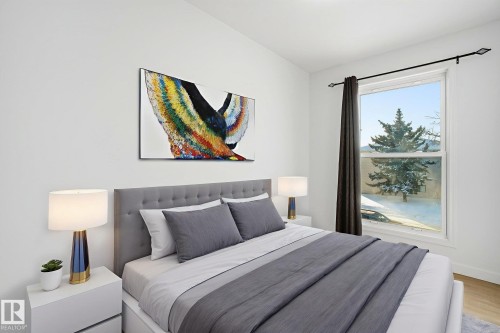 5538 145 Avenue, Edmonton, AB - Indoor Photo Showing Bedroom