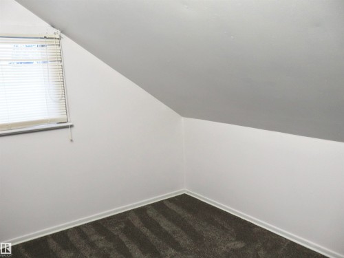 4511 53 Ave, Barrhead, AB - Indoor Photo Showing Other Room
