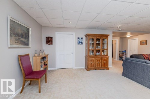 6227 5 Avenue, Edmonton, AB - Indoor