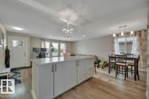 4024 37 Avenue, Leduc, AB - Indoor