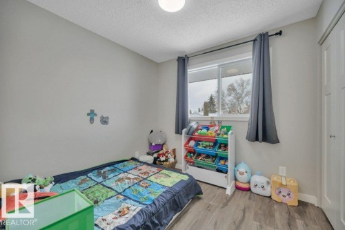 4024 37 Avenue, Leduc, AB - Indoor Photo Showing Bedroom