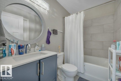 4024 37 Avenue, Leduc, AB - Indoor Photo Showing Bathroom