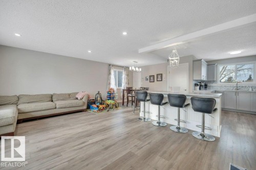 4024 37 Avenue, Leduc, AB - Indoor