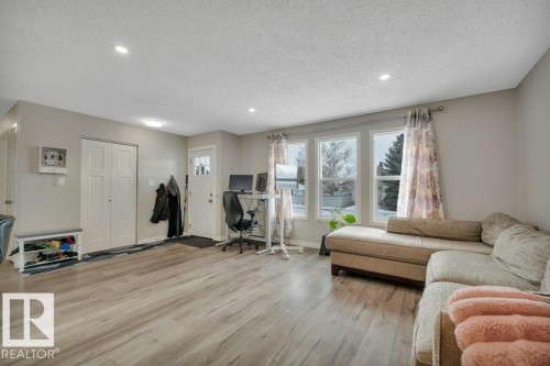 4024 37 Avenue, Leduc, AB - Indoor Photo Showing Other Room