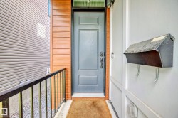 Entrance to property - 