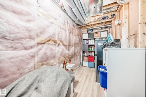 Unfinished basement with wood finished floors - 8321 80 Avenue, Edmonton, AB - Indoor