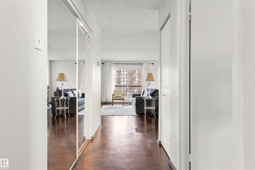 602 9929 113 Street, Edmonton, AB - Indoor Photo Showing Other Room