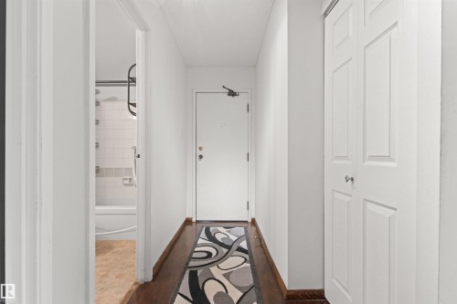 602 9929 113 Street, Edmonton, AB - Indoor Photo Showing Other Room