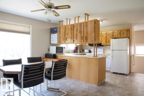 51019 Rr 141, Rural Minburn County, AB - Indoor Photo Showing Kitchen