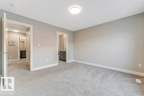 70 6905 25 Avenue Sw, Edmonton, AB - Indoor Photo Showing Other Room