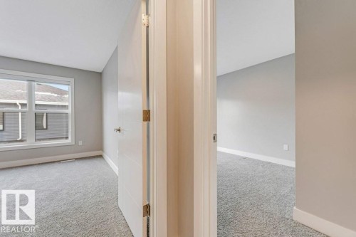 70 6905 25 Avenue Sw, Edmonton, AB - Indoor Photo Showing Other Room