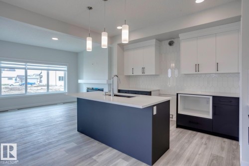 2831 191 Street, Edmonton, AB - Indoor Photo Showing Kitchen