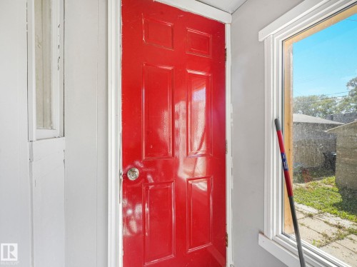 11532 88 Street, Edmonton, AB - Indoor Photo Showing Other Room